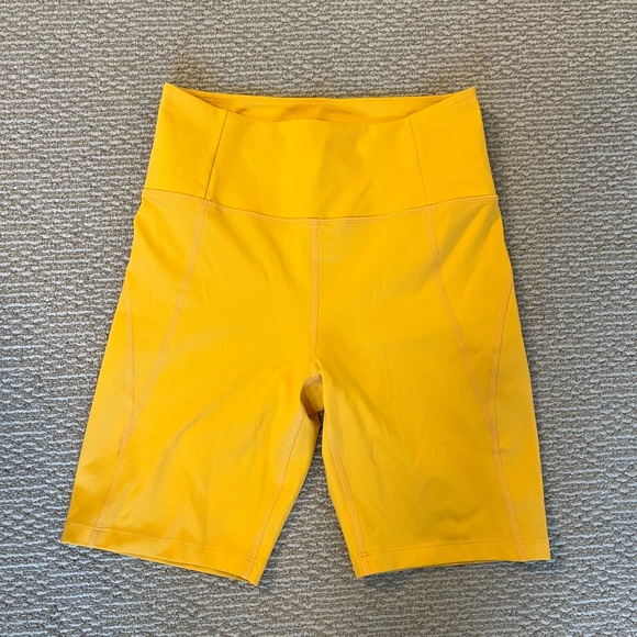 ***SOLD*** Girlfriend Collective Bike Shorts - Picture 2 of 4